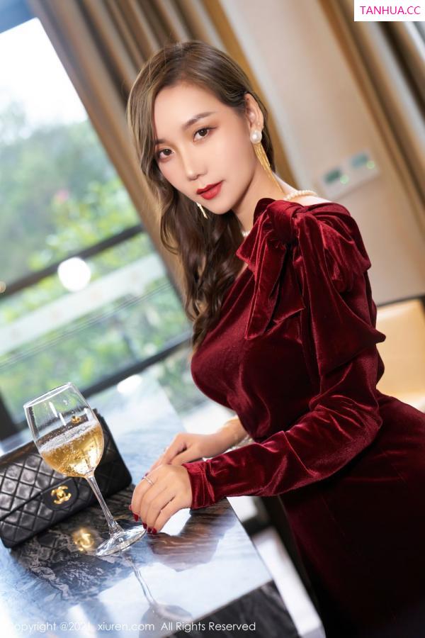 小乔  御姐模特艾静香 猩红华丽的礼裙第8张图片